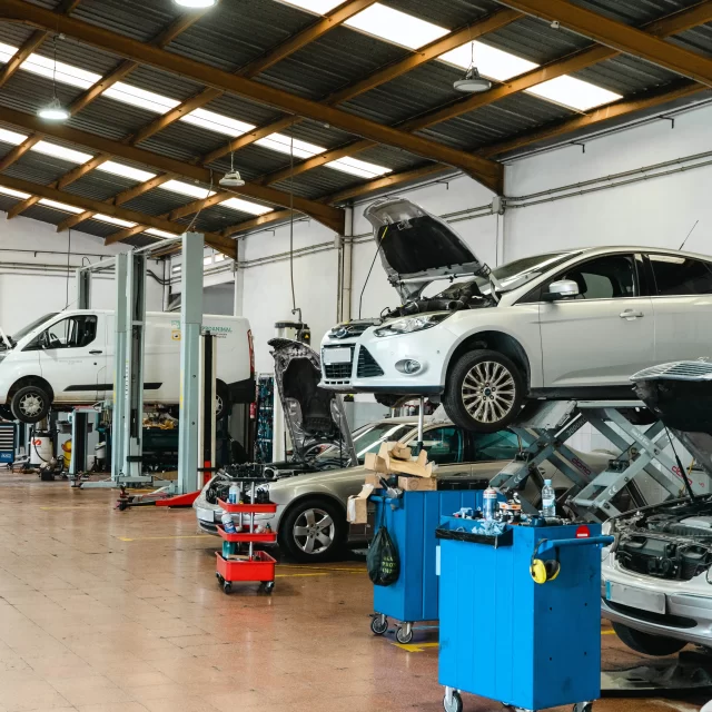 Taller Calsan Motors